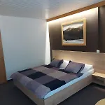 Gæstehus Flores 3*