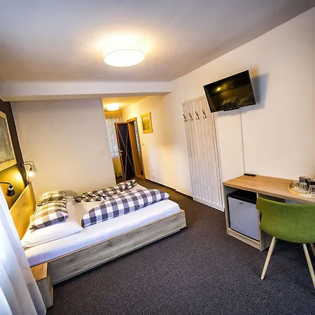 Guest house Flores 3*