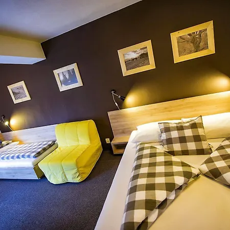 Guest house Flores