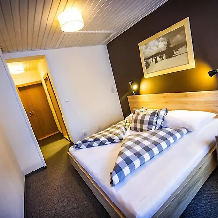 Flores Guest house